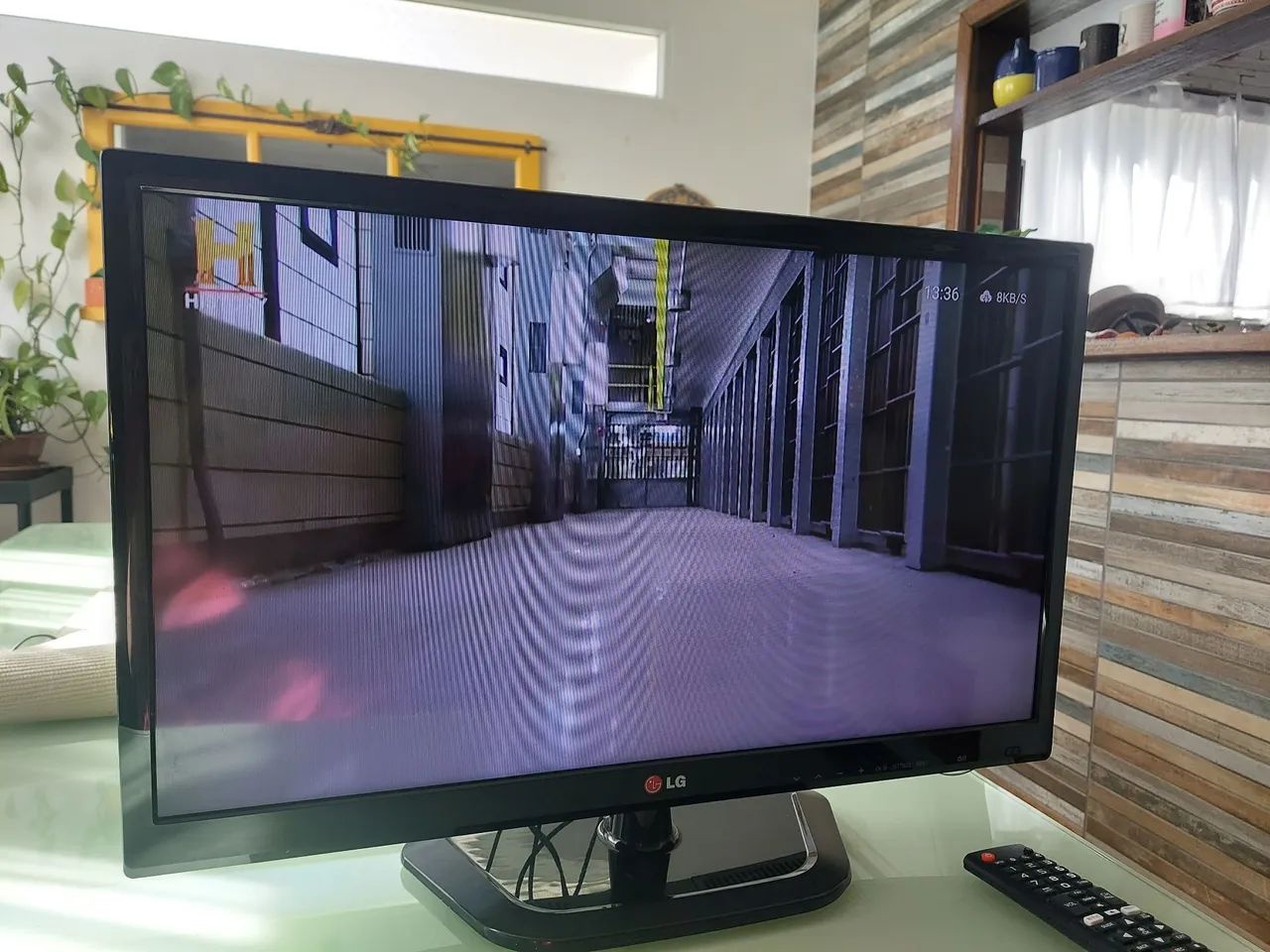 Tv LG 24 polegadas, não é smart - Foto 2
