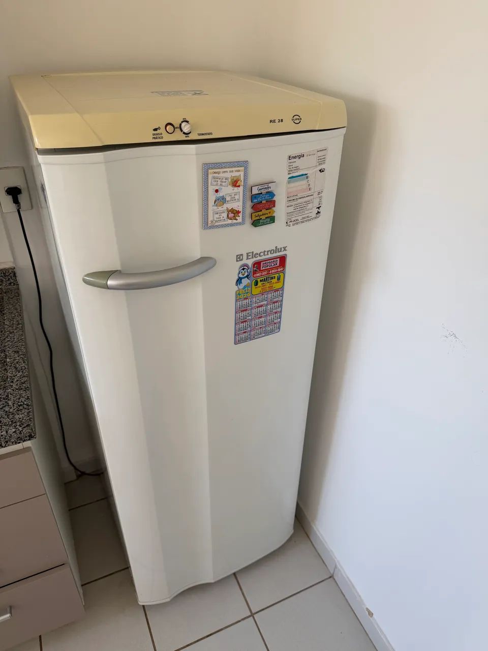 Vendo Geladeira 
