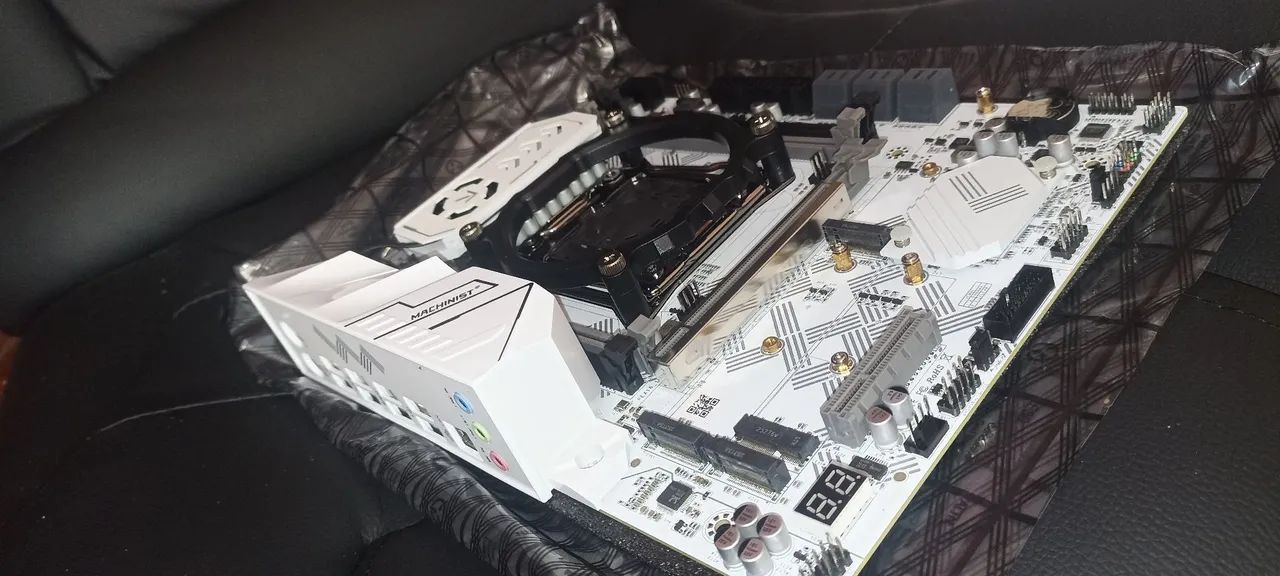 Placa mãe x99 U9+tpm 2.0 incluso