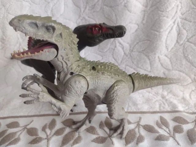 Dinossauros Originais - Espinossauro e Indominus Rex - Articulados - Foto 2