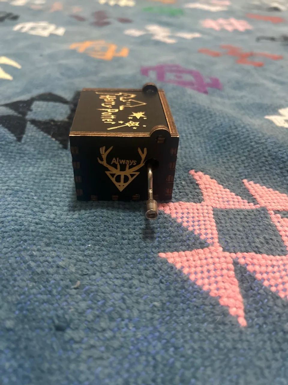 Caixinha de Música Harry Potter Plataforma 9¾ - Manivela - Foto 3
