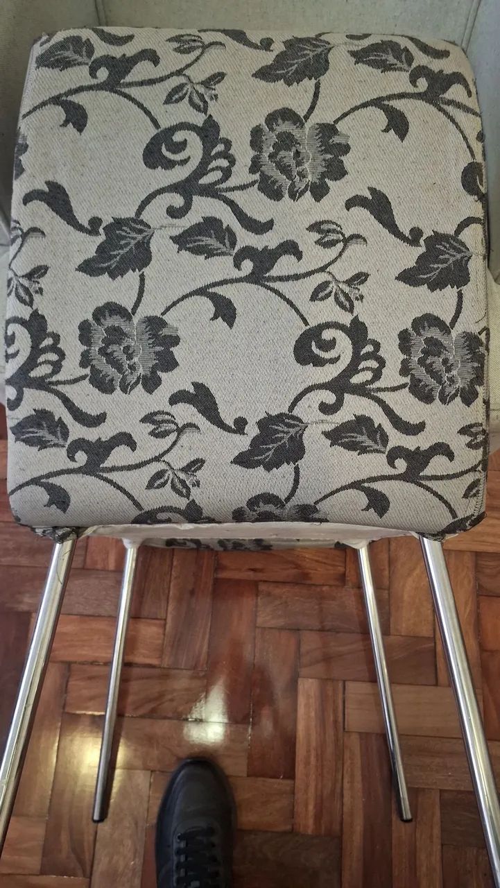 Par de Cadeiras/Poltronas Tok&Stok - bom estado. - Foto 4
