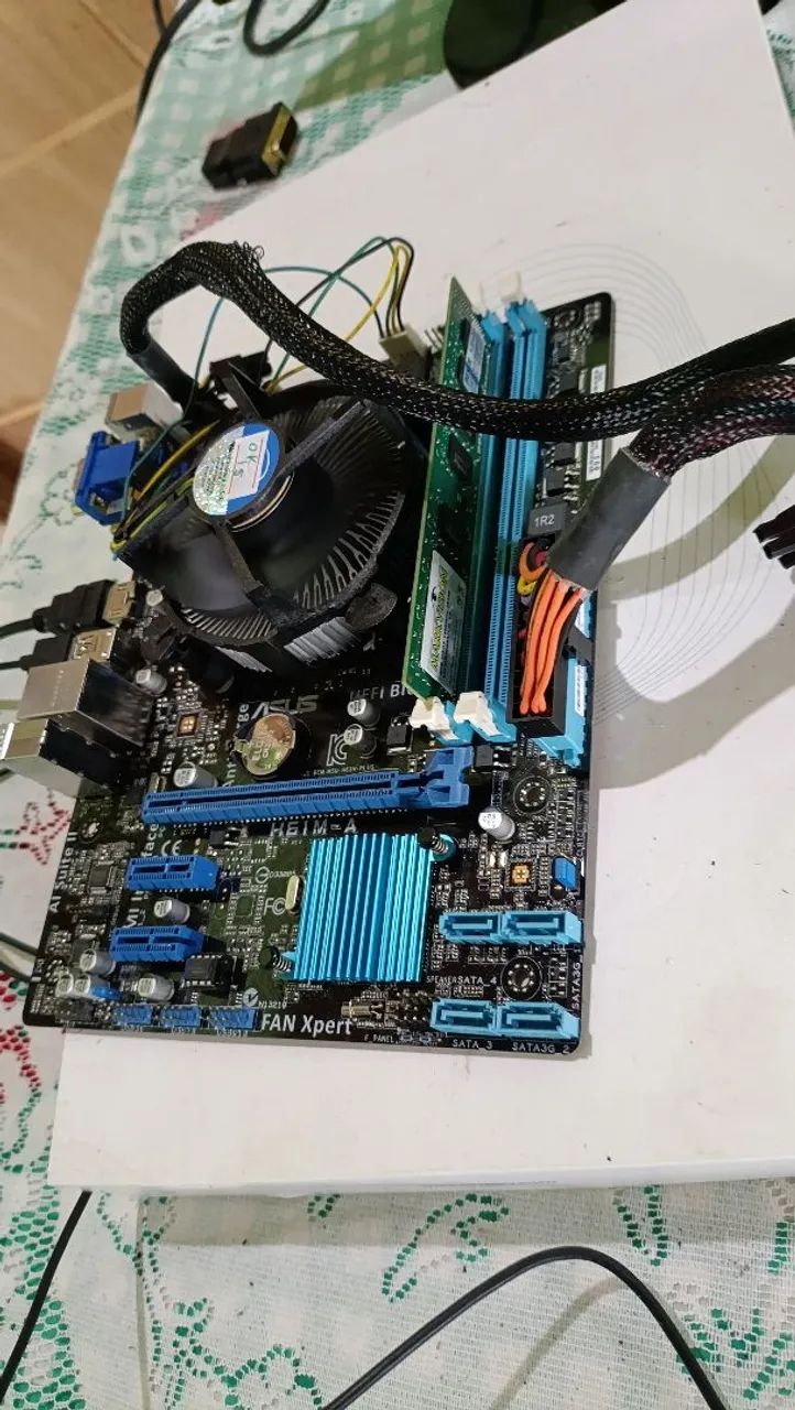 Placa mãe Asus h61m - Foto 4