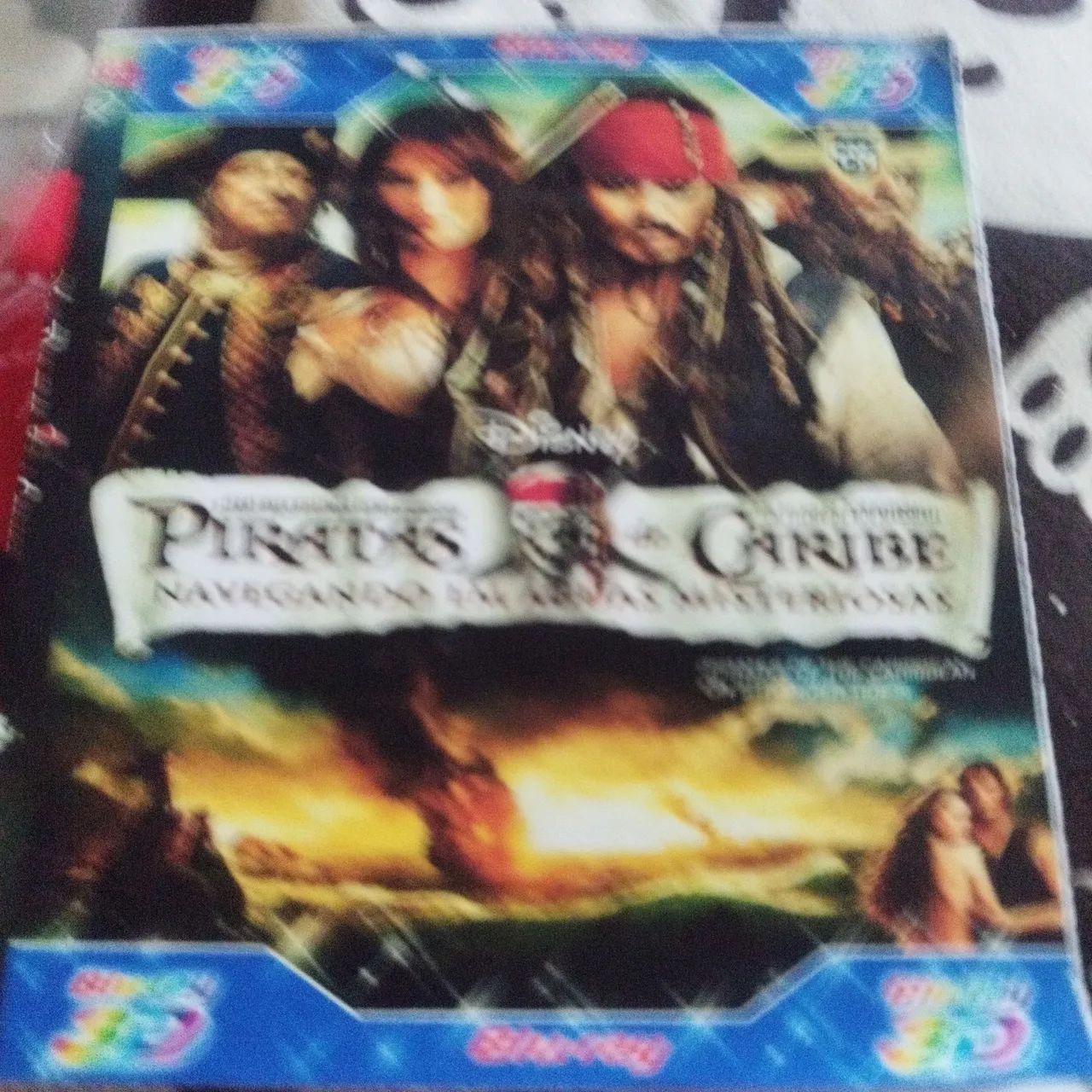 DvD Blu ray 3 D  Piratas do Caribe Nav. Mist.