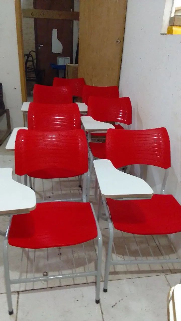 Cadeiras universitárias com prancheta - Foto 2
