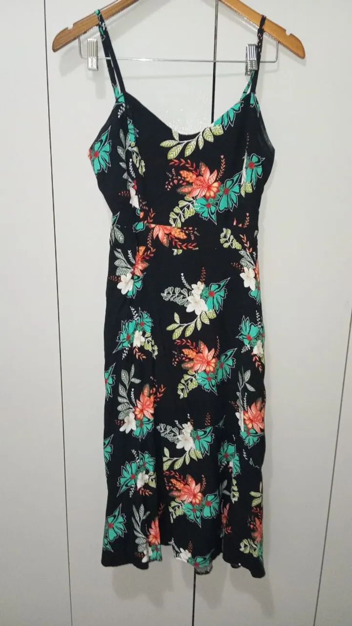 Vestido (zíper estragado)