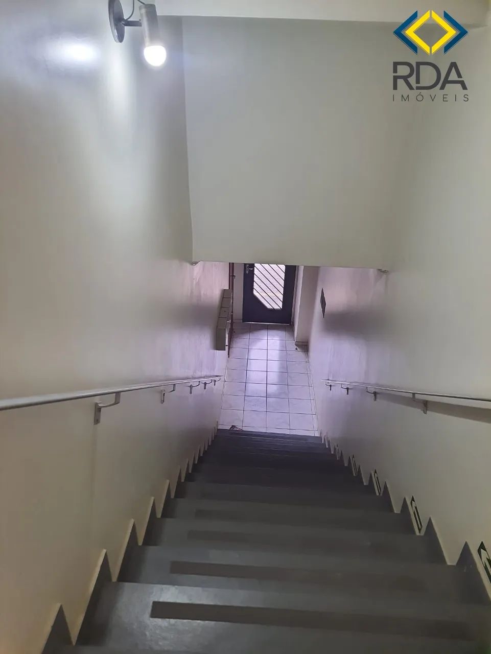 SALA 50 METROS, CENTRO - Foto 4