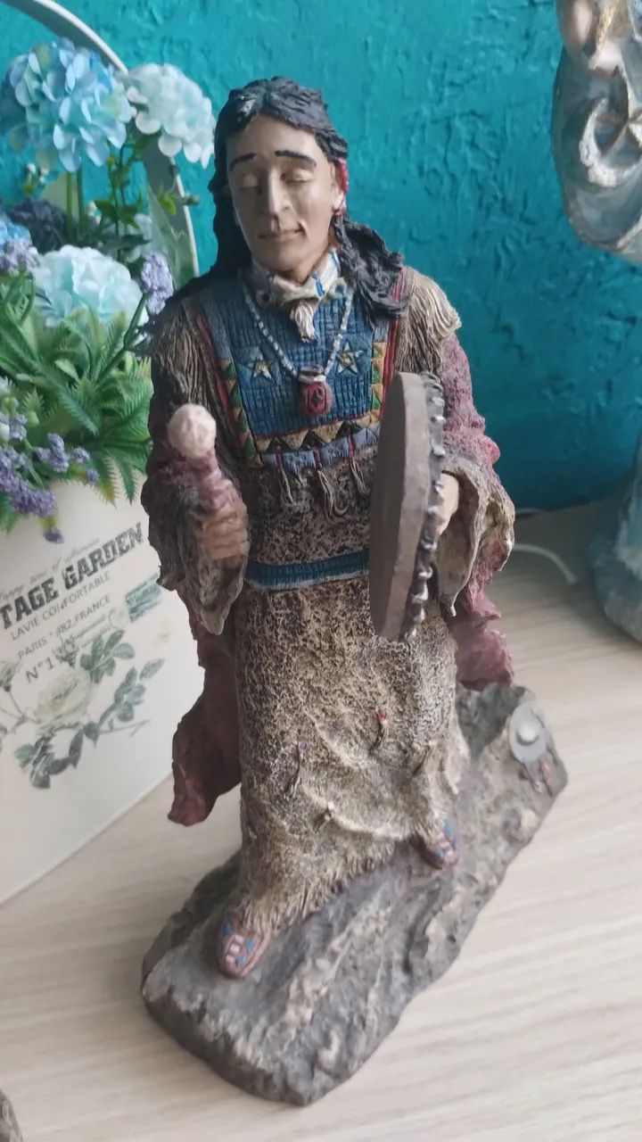 2 Índios Xamãs em resina - Foto 4