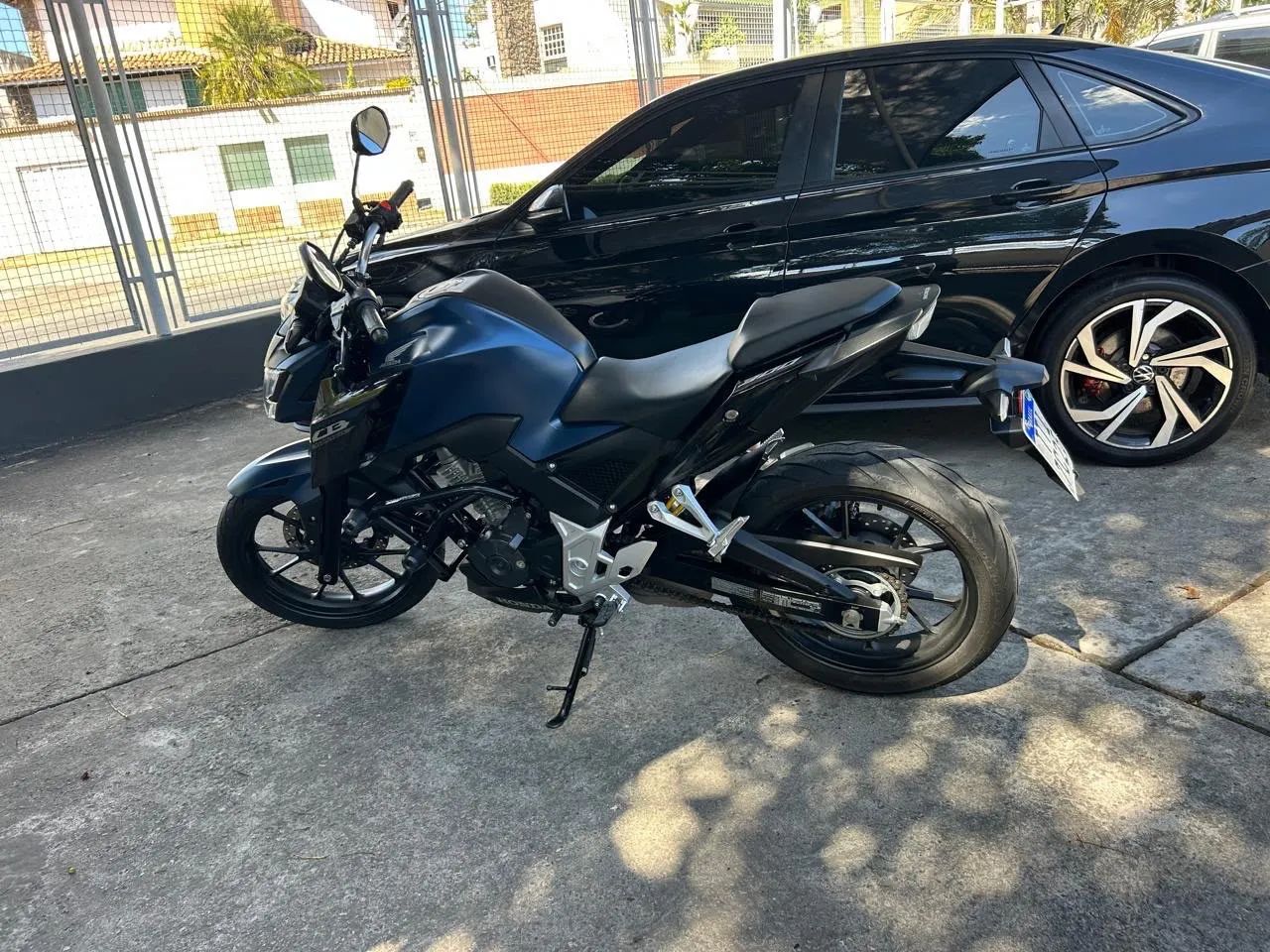 Vendo CB300 2025 - Foto 4