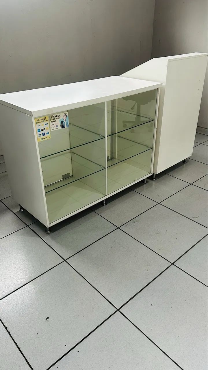 Vendo balcão expositor com caixa  - Foto 3