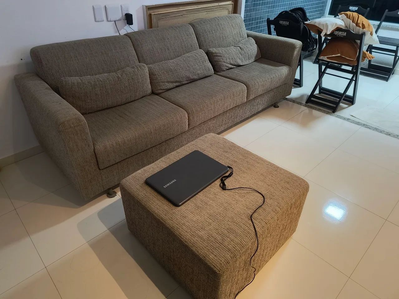 Sofá semi novo
