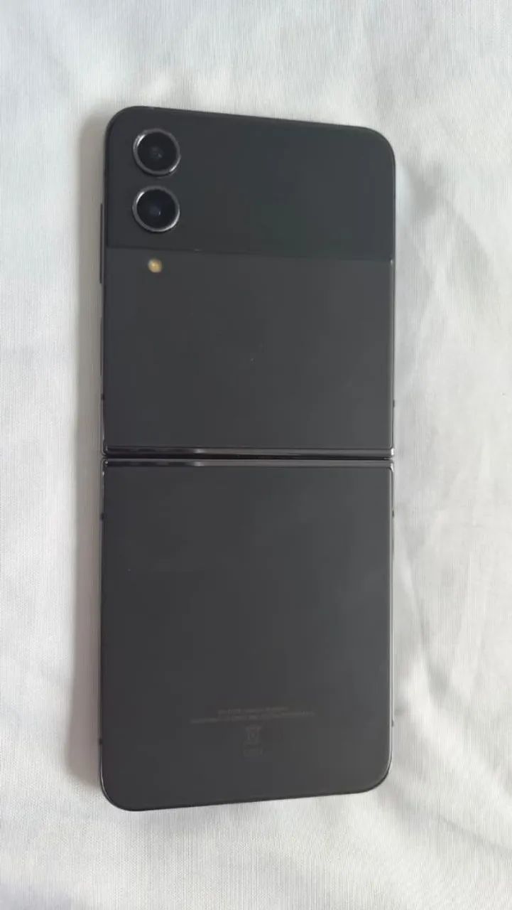 Samsung Z Flip 4 - Foto 3