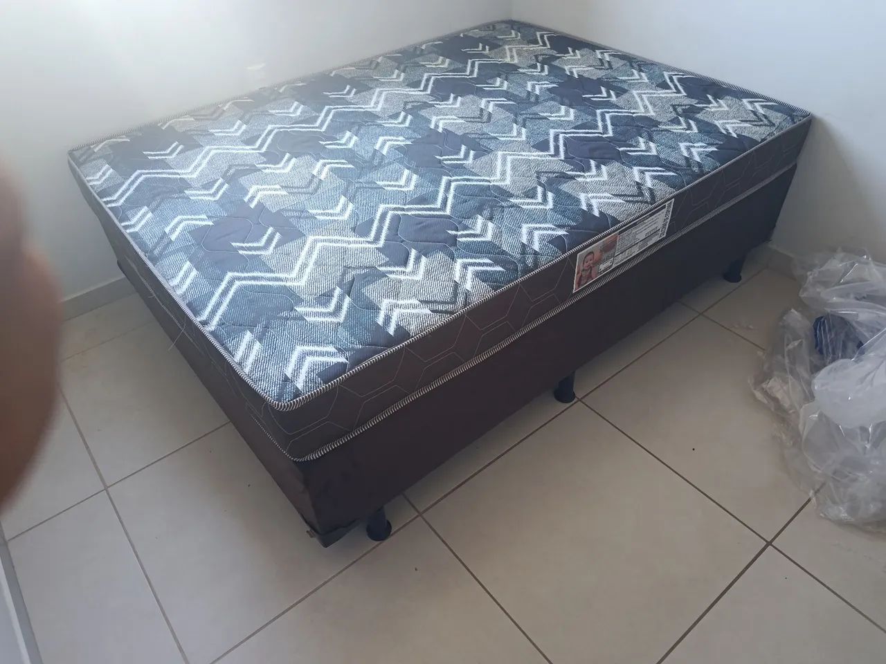 Cama casal com colchão d33 em promoção