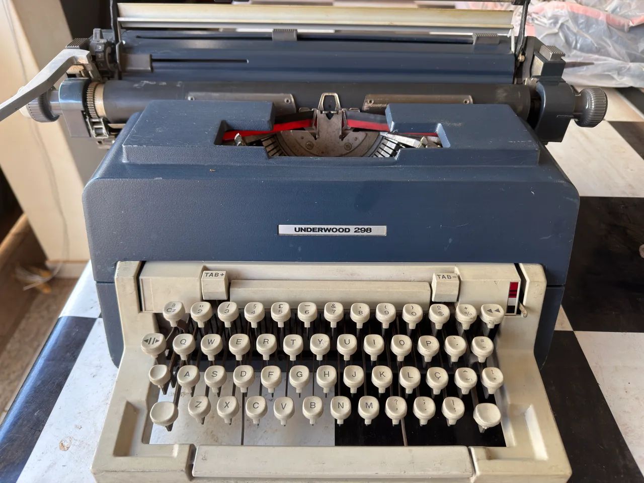 Maquina de escrever  - Foto 2