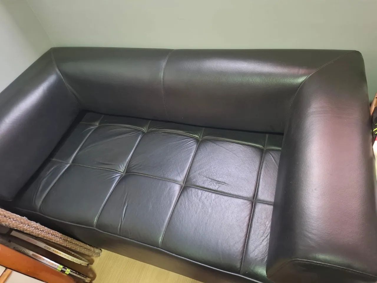 Sofá 2 lugares conservado