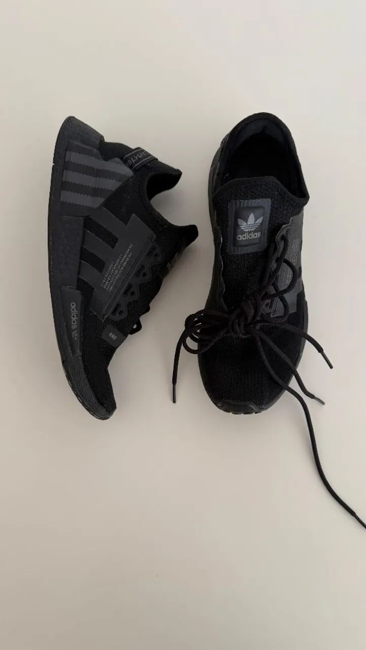 Adidas NMD R1 V2 Core Black Grey