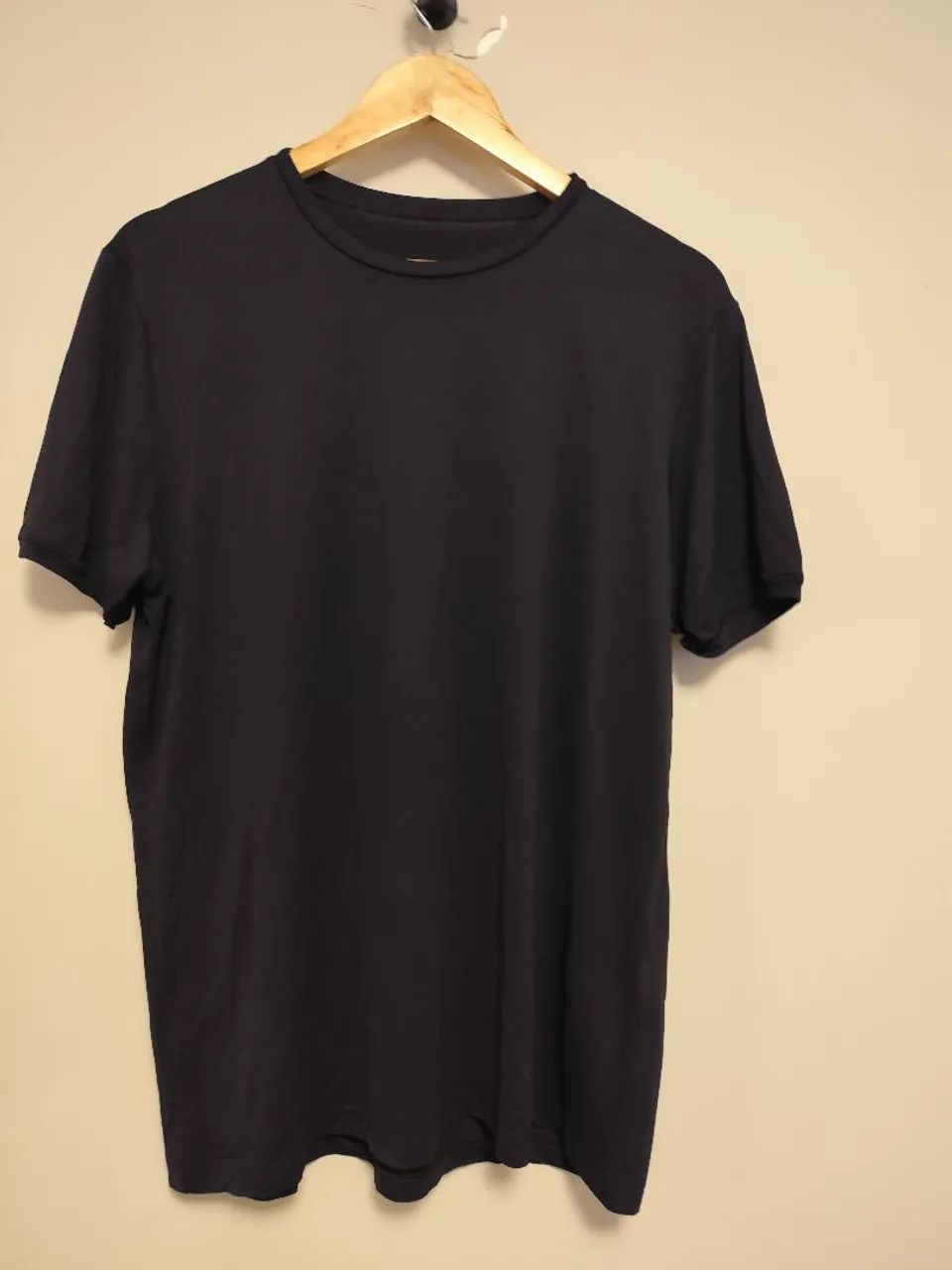 Camisa Live Preta tamanho G  - Foto 3