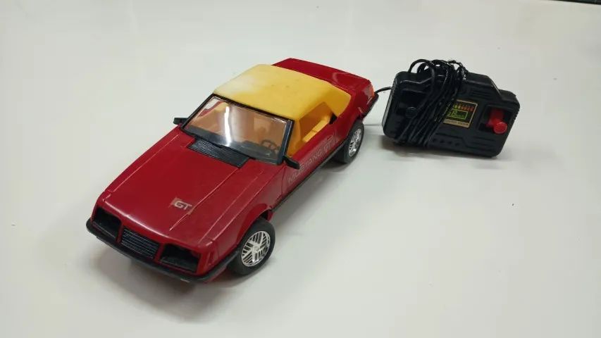 brinquedo Mustang GT 10