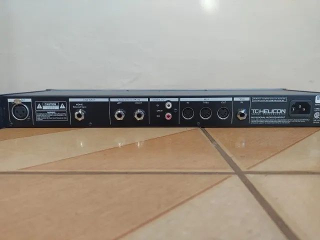 TC Helicon Voice Works - Foto 3