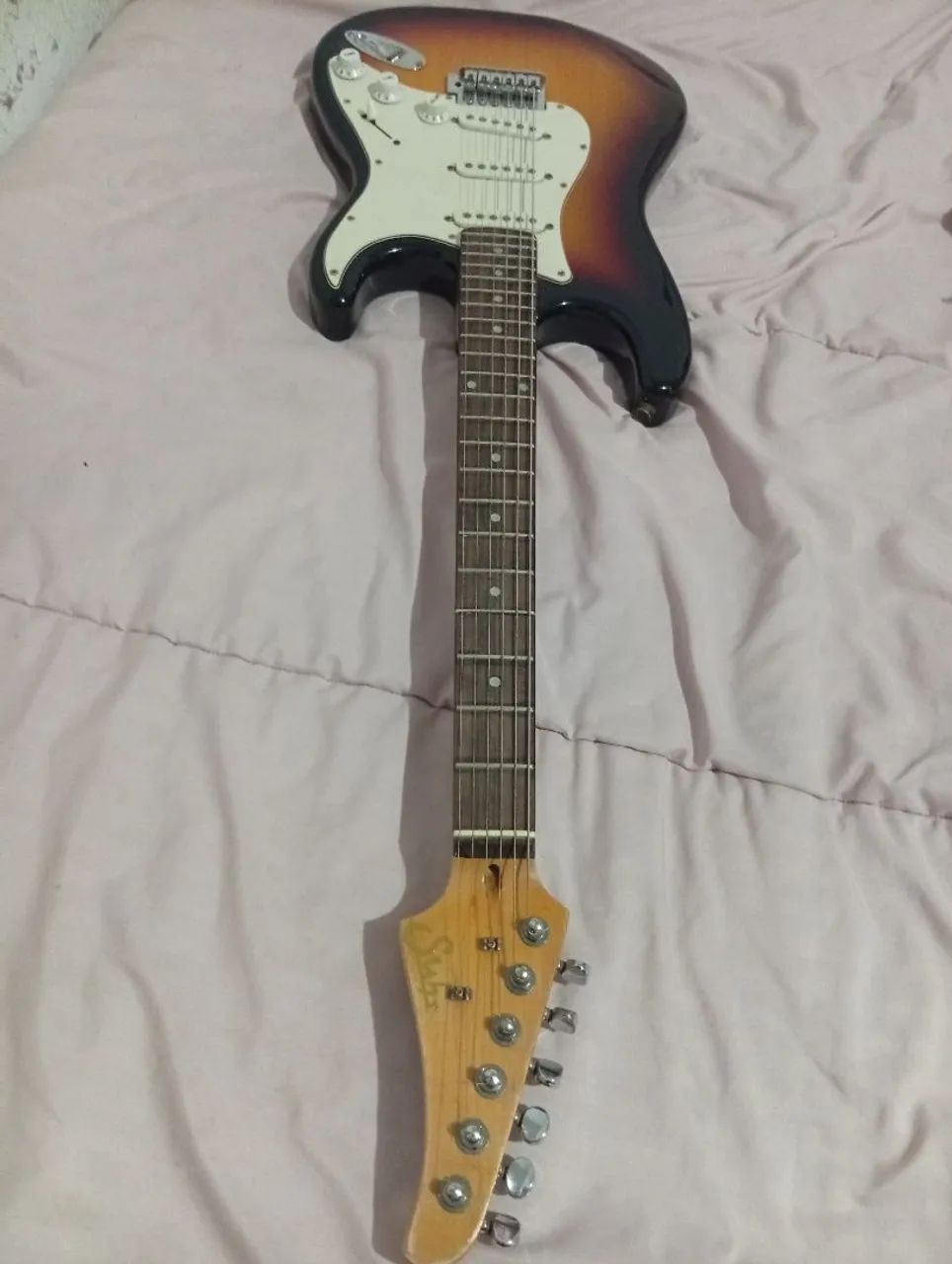 Guitarra - Foto 3