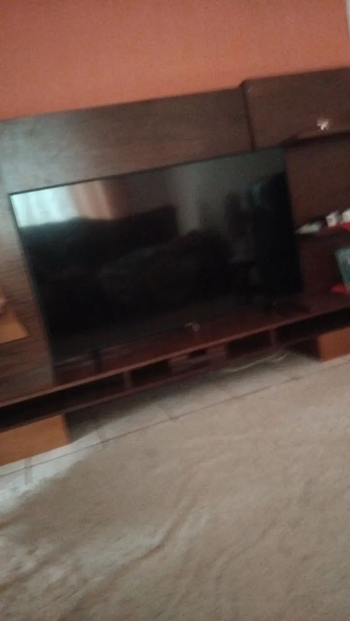 Vende-se uma TV semi nova de 65 polegadas  4k cristal Samsung  - Foto 2