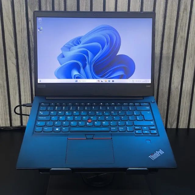 Lenovo ThinkPad E480 (i5-8250U / 8GB RAM / SSD 256GB) - Notebooks