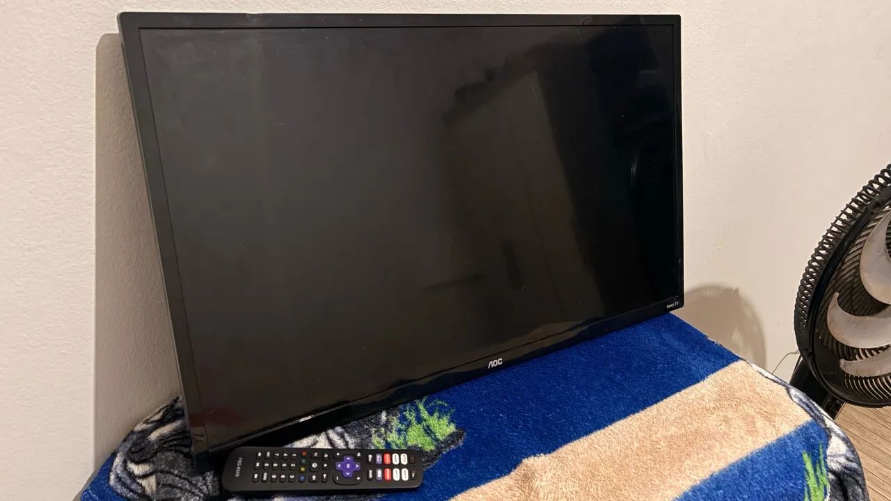 TV ROKU 32 polegadas para conserto.