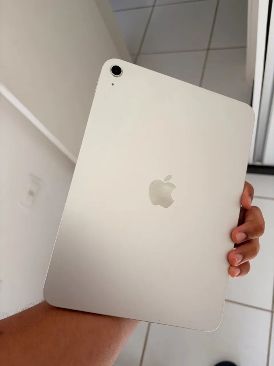 iPad 11 128 GB com Teclado Logitech - Foto 2