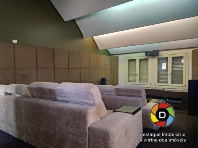 Linda de alto padrão com sala cinema privado e pertinho do centro. - Foto 11
