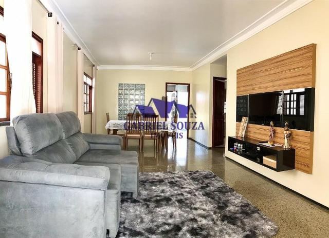 Belíssima Casa Solta com Amplo Terreno (484m² / 3 Quartos / 5 Vagas) na Maraponga - Foto 3