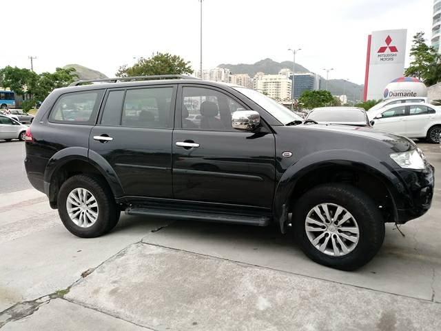 MITSUBISHI PAJERO DAKAR HPE 3.2 4X4 T.I DIES 5P AUT 2015 