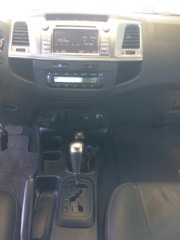Hilux 3.0 Limited - Foto 12