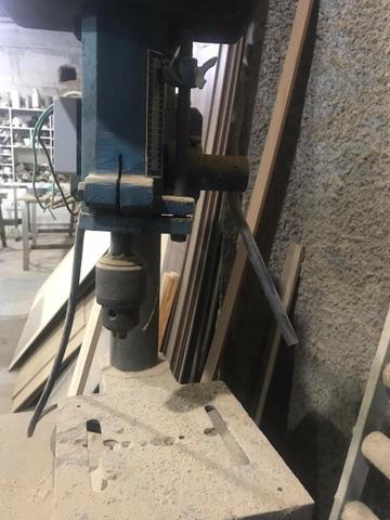 Furadeira de mesa - Marcenaria - Foto 3