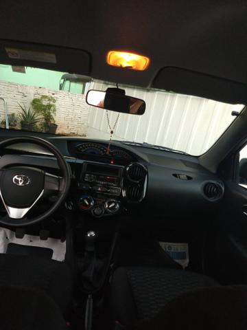 Toyota Etios Sedan 2016 - Foto 4