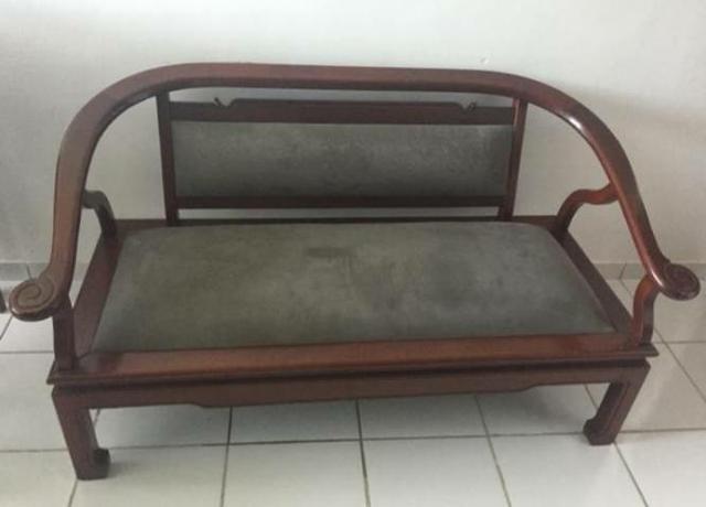 POLTRONA COLÔNIAL R$550