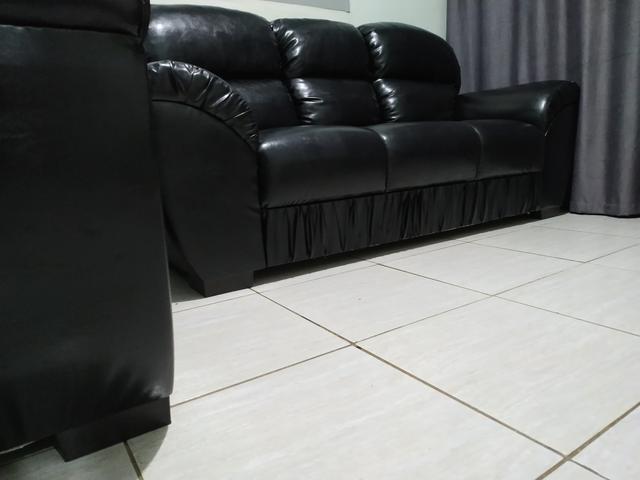 Sofá em couro 2 e 3 lugares - Foto 5