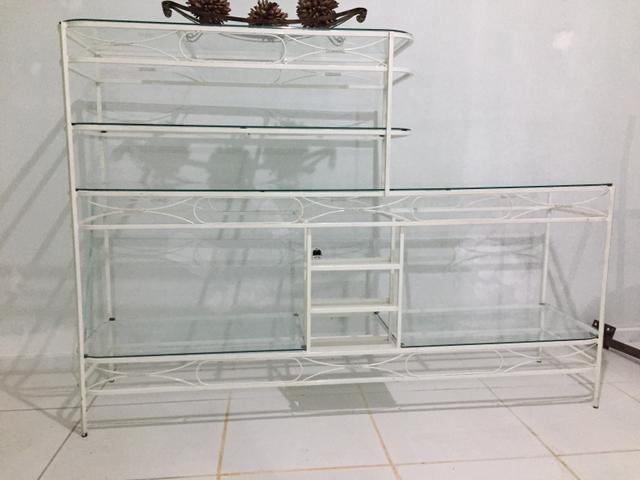 Estante linda em aço e vidro - Foto 2