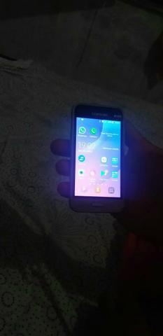 J1 celular bom vendo ou troco por outro dou volta
