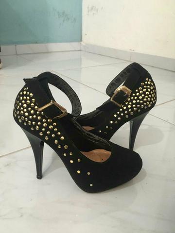 Dois saltos vizzano por R$ 20,00