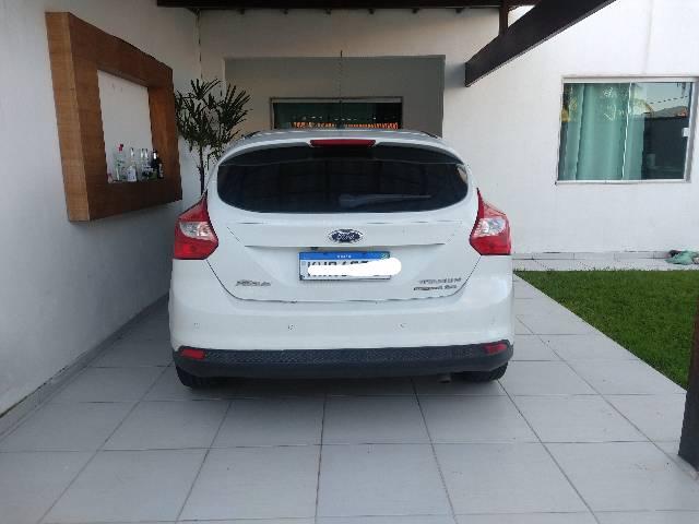 Focus Titanium automático