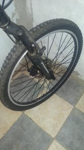 Bicicleta aro 26 - Foto 3