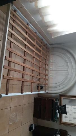 cama de casal otima tamanho especial. excelente estado muito firme