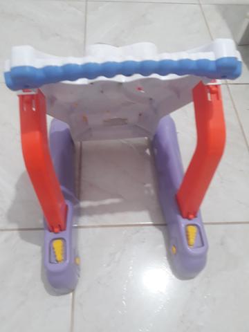2 andador e 1 brinquedo