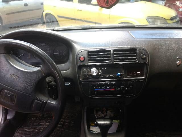 Honda Civic em perfeito estado - Foto 5