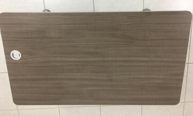 Mesa com gavetas - Foto 5