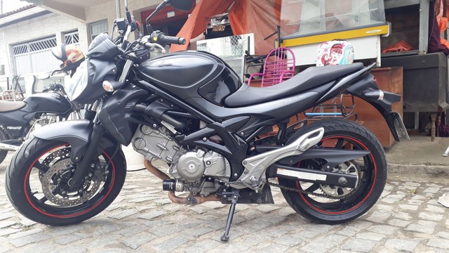 SUZUKI GLADIUS 650 2014 22.000 ANUNCIO REAL