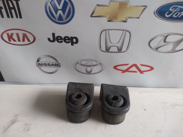 Suporte do radiador Peugeot 307 Citroen c4 - Foto 2