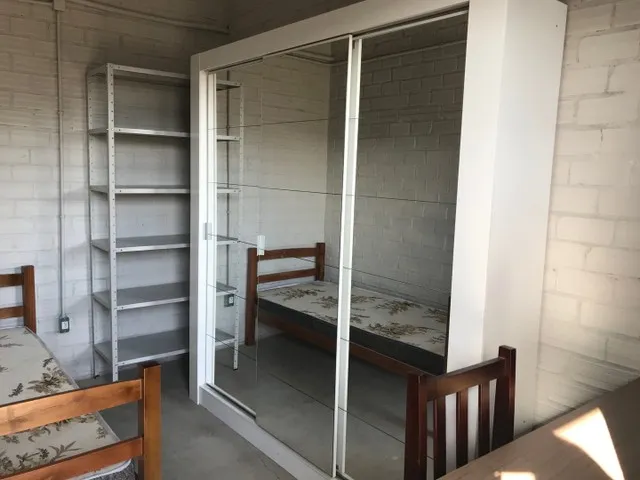 Quarto individual - Novo-Ótimo bairro - Tudo incluído