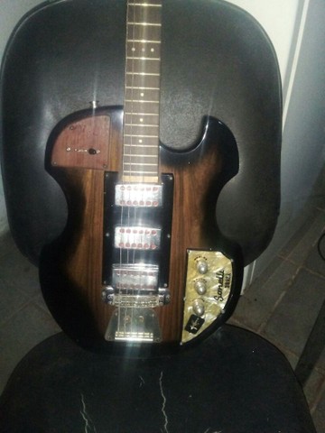 Guitarra brasa Antiga 