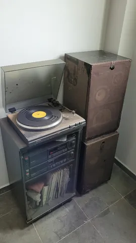 Aparelho de Som Gradiente, Toca Fitas, Rádio, Toca Discos, Equalizador 2  Caixas Acústicas a Retirar, Produto Vintage e Retro Gradiente Usado  92034812